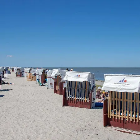 Up De Ring 11 Apartment *